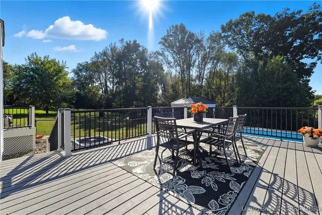 $620,000 | 6903 Scottsville Navilleton Road, Floyds Knobs, IN 47119