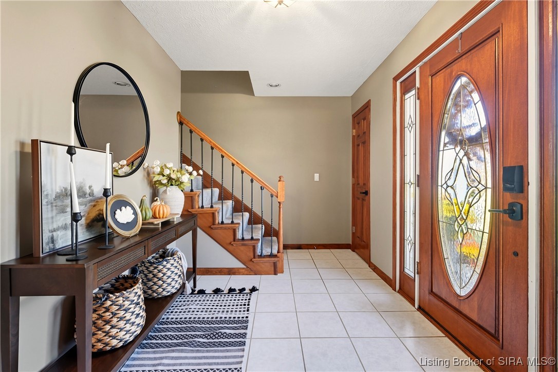 6903 Scottsville Navilleton Road Floyds Knobs, IN 47119 - Photo 8 of 44 Entryway