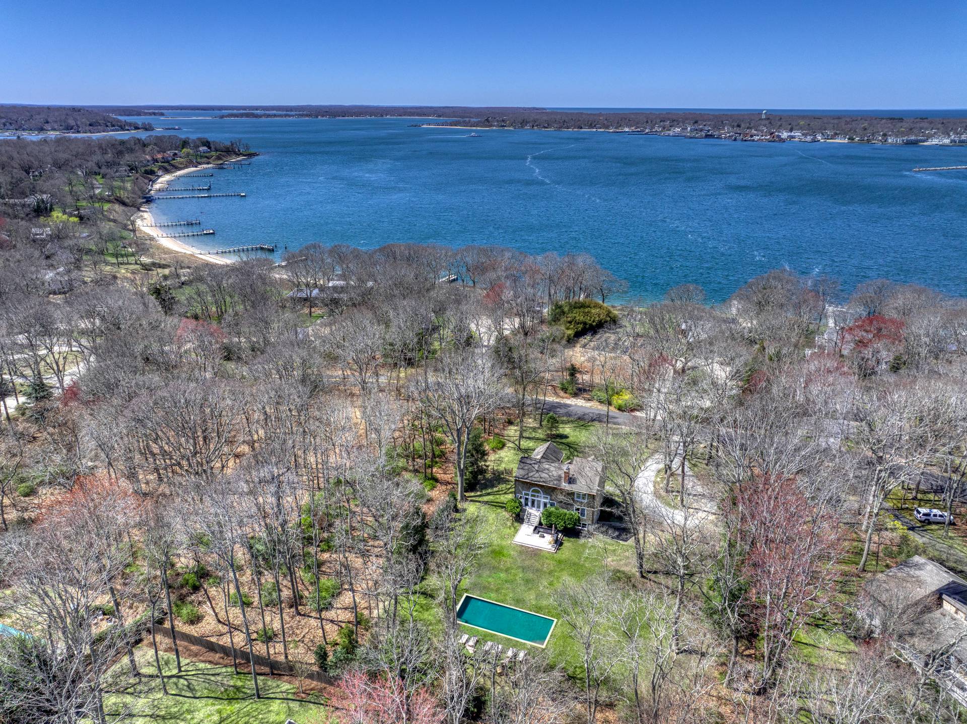 40 Dinah Rock Road Shelter Island, NY 11964 - Photo 29 of 29 a view of lake and mountain
