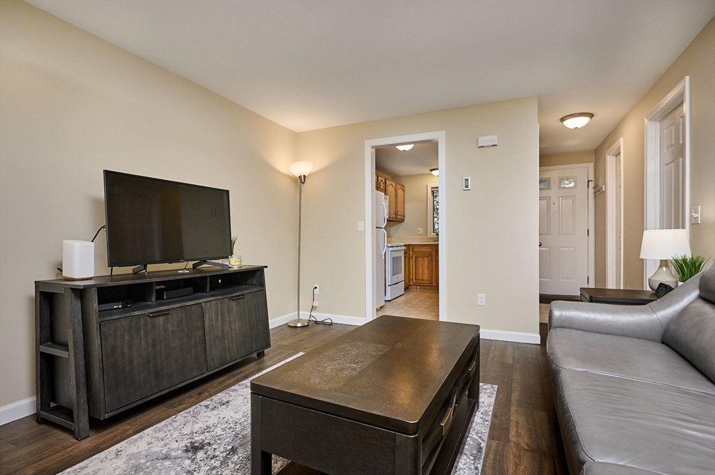 575 Bridge Road, Unit 134 Northampton, MA 01062 - Photo 12 of 35
