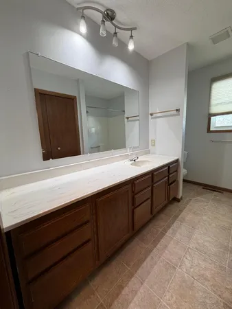 $189,900 | 910 2nd Street Northeast, Roseau, MN 56751