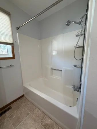 $189,900 | 910 2nd Street Northeast, Roseau, MN 56751