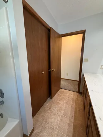 $189,900 | 910 2nd Street Northeast, Roseau, MN 56751