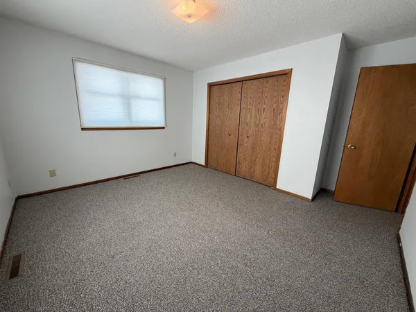 $189,900 | 910 2nd Street Northeast, Roseau, MN 56751