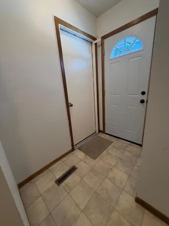 $189,900 | 910 2nd Street Northeast, Roseau, MN 56751