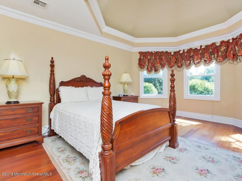 4 Concord Court Colts Neck, NJ 07722 - Photo 31 of 52 036-204705-IMG_6558_4331825