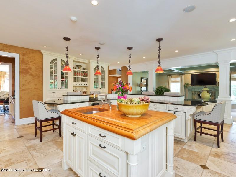 4 Concord Court Colts Neck, NJ 07722 - Photo 10 of 52 026-204705-IMG_6495_4331697
