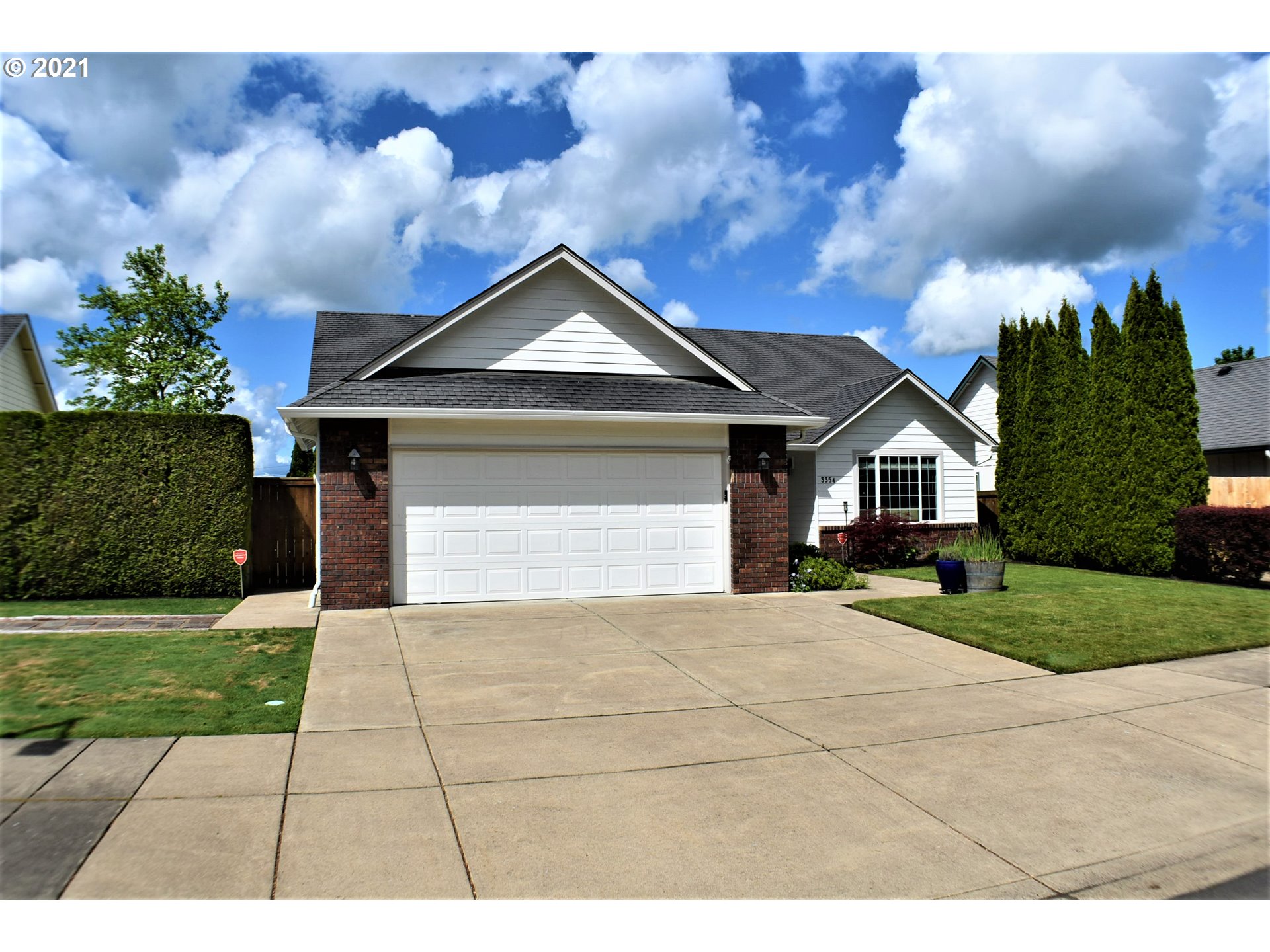 3354 Merryvale Road Eugene, OR 97404 - Photo 1 of 31 Gallery Image 1
