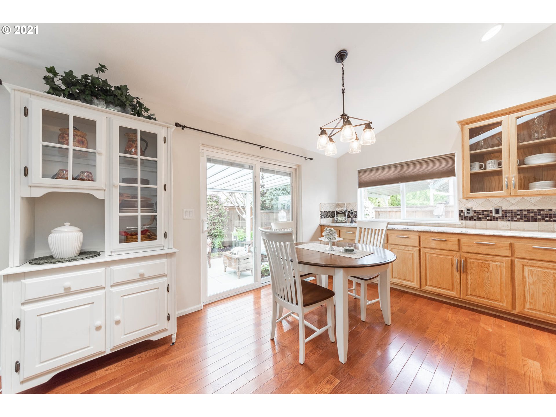 3354 Merryvale Road Eugene, OR 97404 - Photo 11 of 31 Gallery Image 11