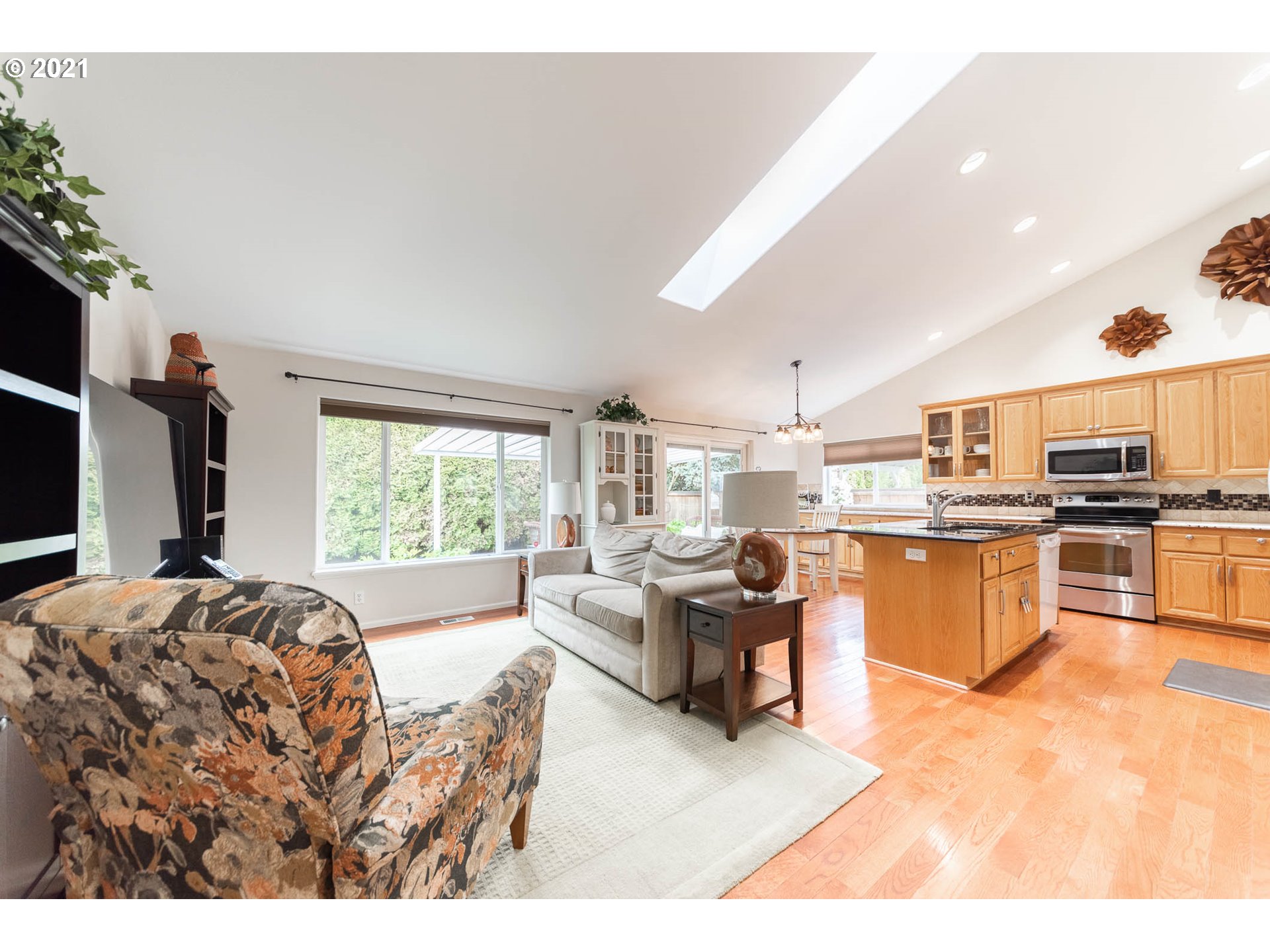 3354 Merryvale Road Eugene, OR 97404 - Photo 12 of 31 Gallery Image 12