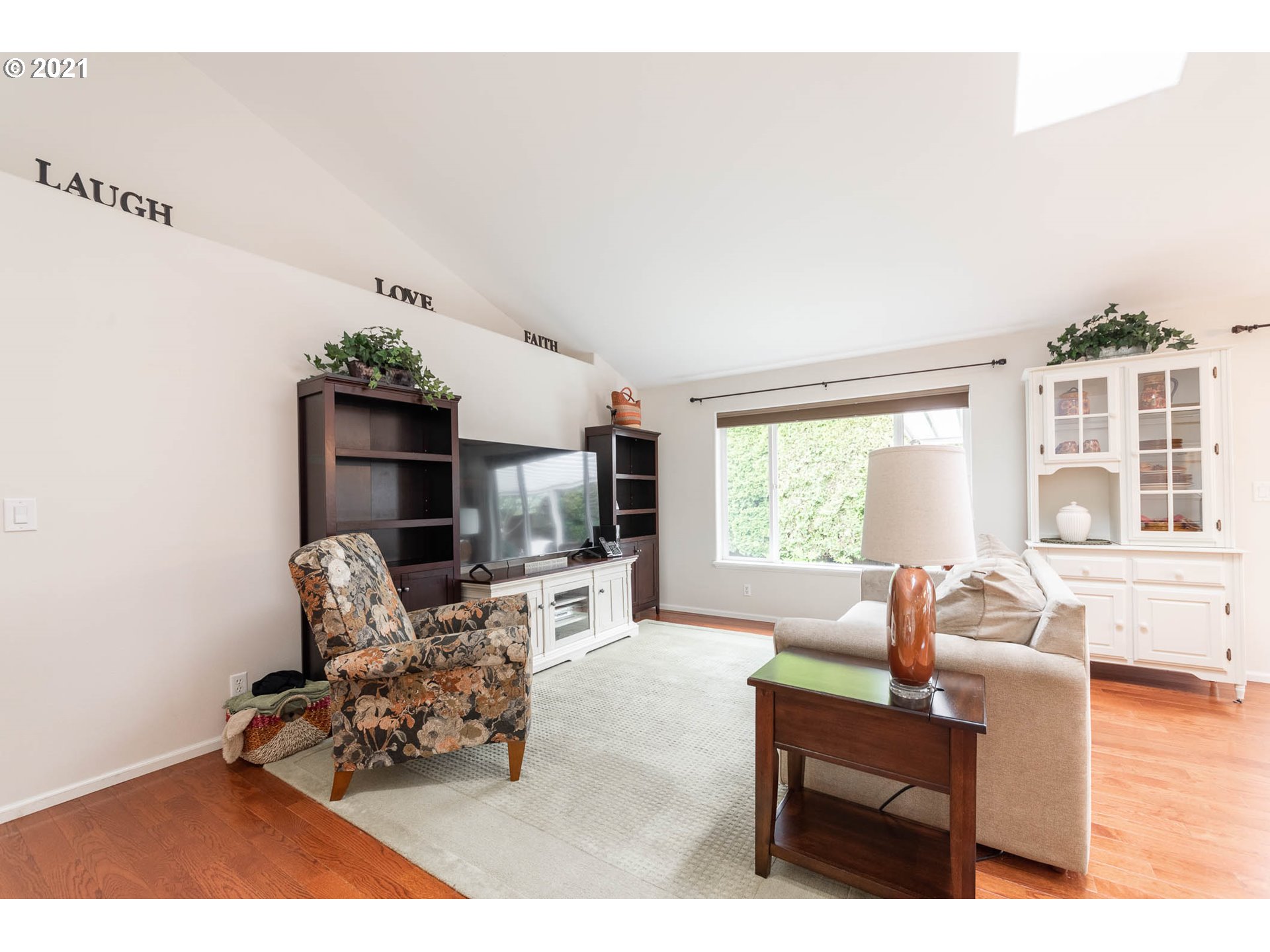 3354 Merryvale Road Eugene, OR 97404 - Photo 14 of 31 Gallery Image 14