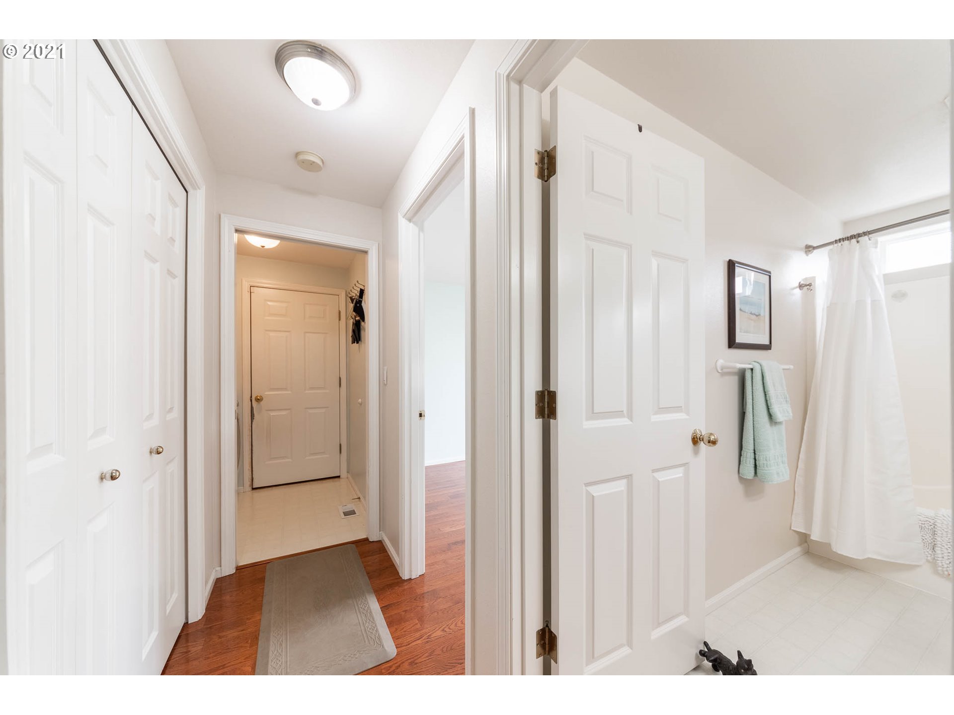 3354 Merryvale Road Eugene, OR 97404 - Photo 21 of 31 Gallery Image 21