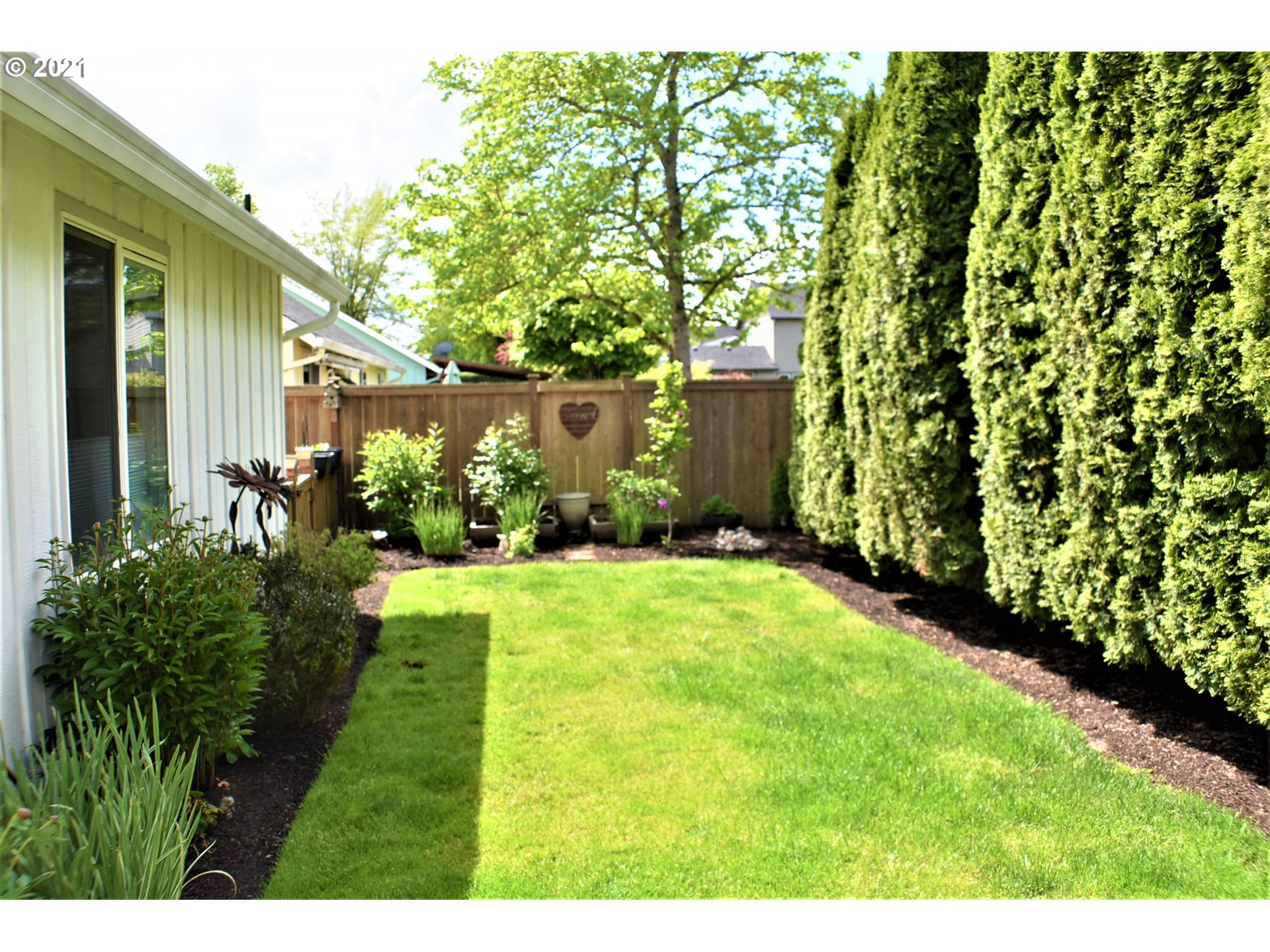 3354 Merryvale Road Eugene, OR 97404 - Photo 27 of 31 Gallery Image 27