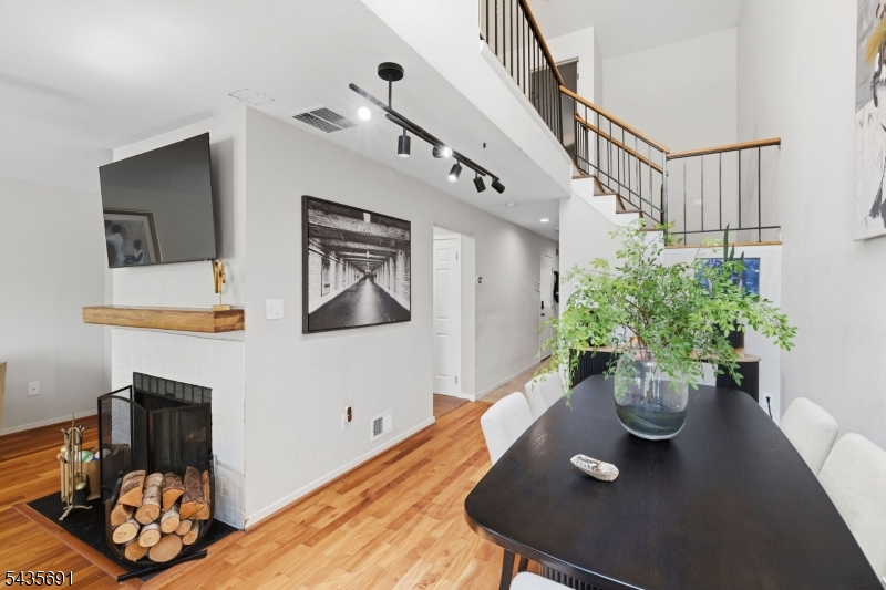 179 Northfield Road Bridgewater, NJ 08807 - Photo 24 of 34