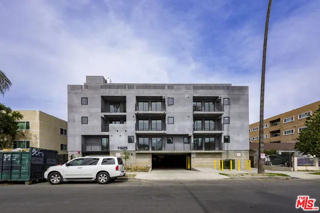 a picture of houses with outdoor space