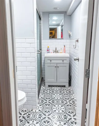 $685,000 | 218-25 101st Avenue | Queens Village