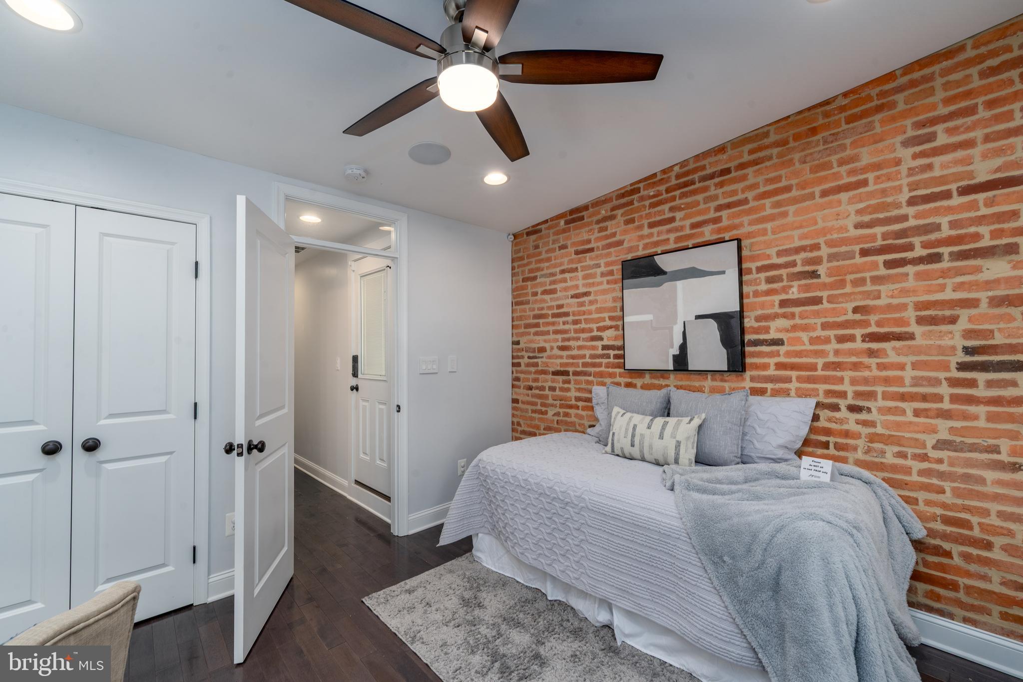 934 South Clinton Street Baltimore, MD 21224 - Photo 18 of 30