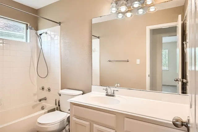 $399,000 | 17904 Worley Drive, Pflugerville, TX 78660