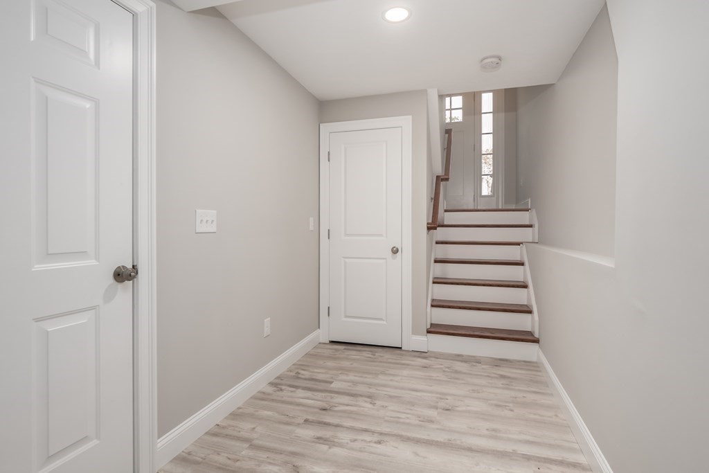 23 Burncoat Heights Worcester, MA 01606 - Photo 18 of 40