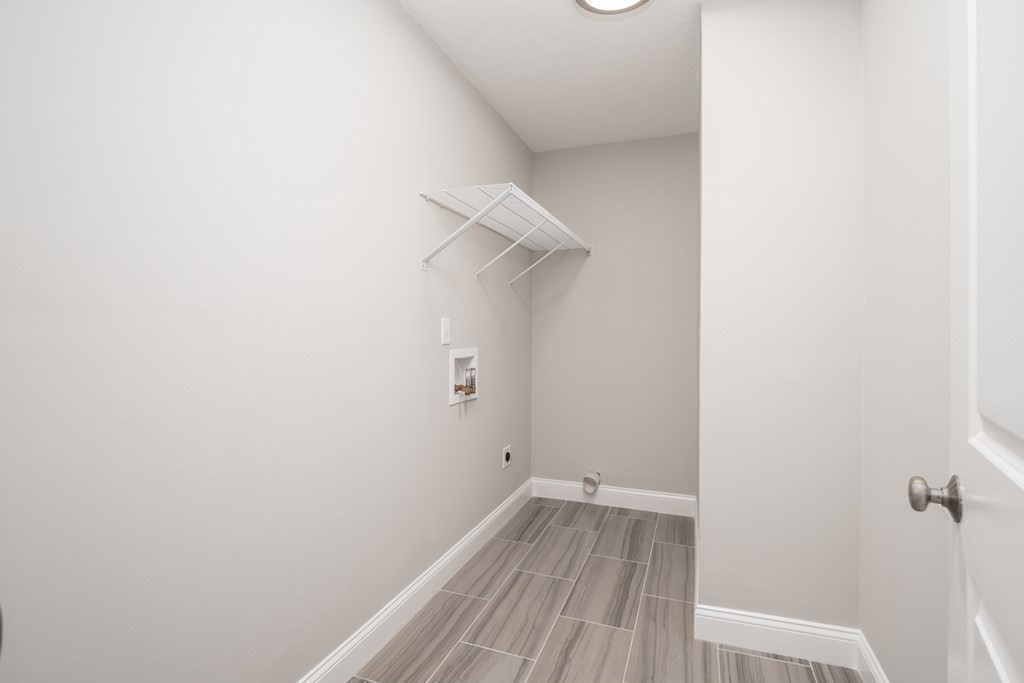 23 Burncoat Heights Worcester, MA 01606 - Photo 21 of 40