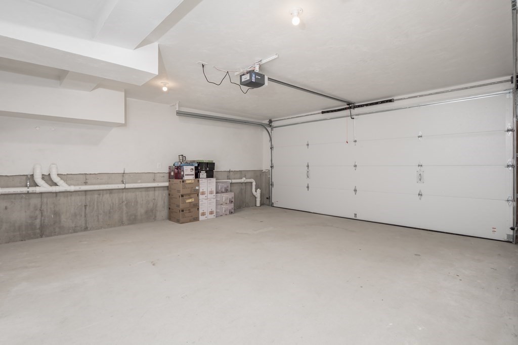 23 Burncoat Heights Worcester, MA 01606 - Photo 24 of 40