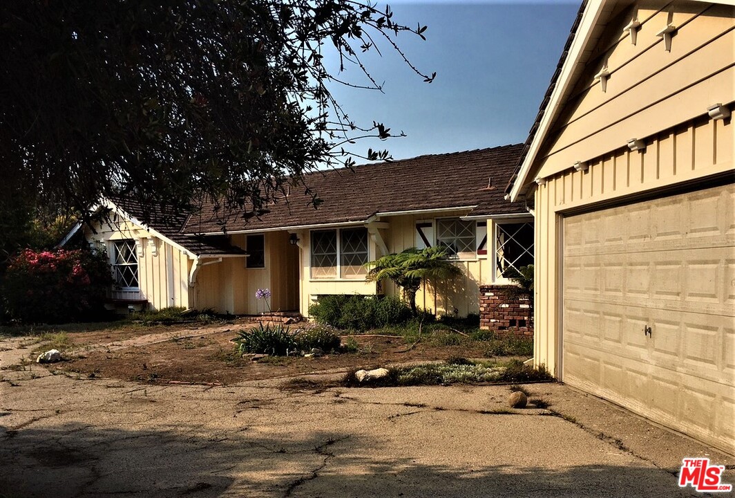 6856 Wildlife Road Malibu, CA 90265 - Photo 6 of 9