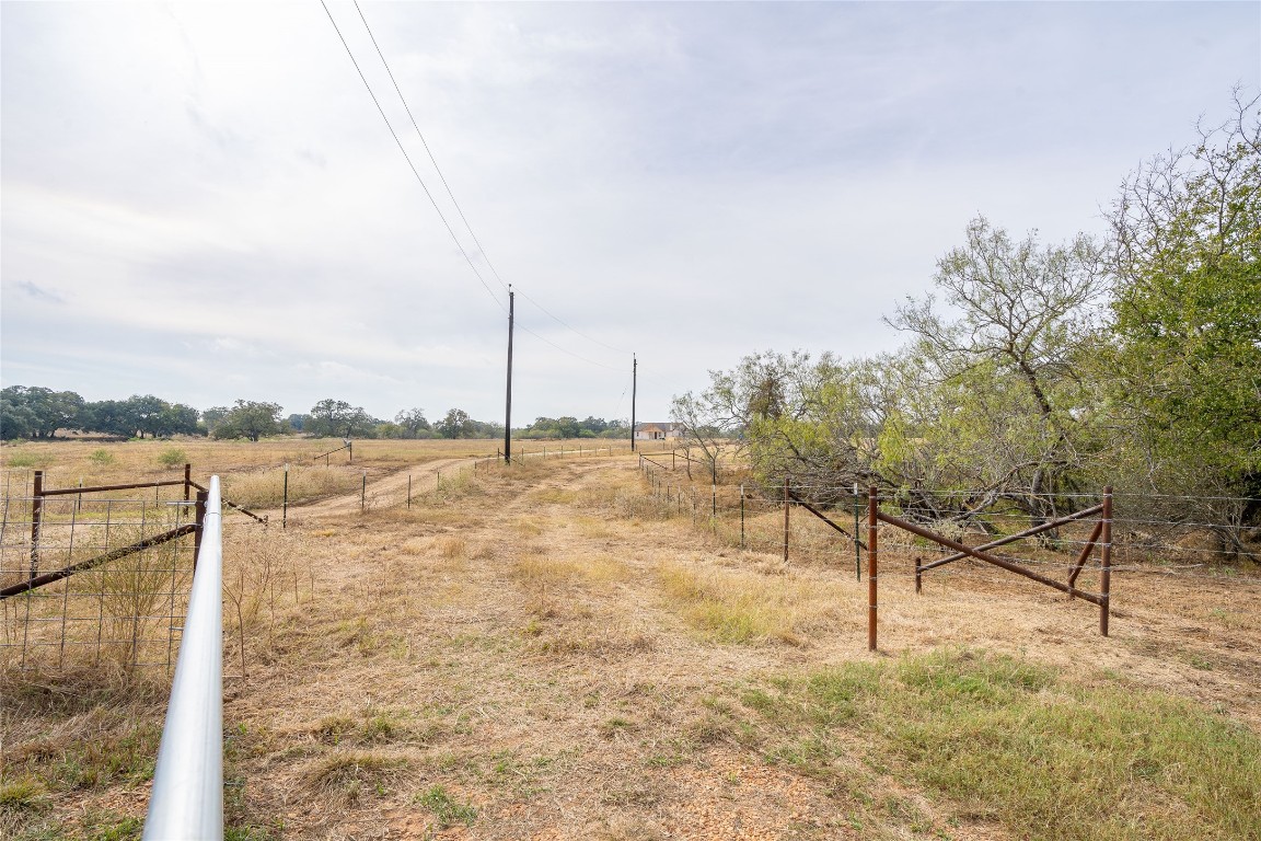 956 Johnson Farms Road Harwood, TX 78632 - Photo 5 of 24