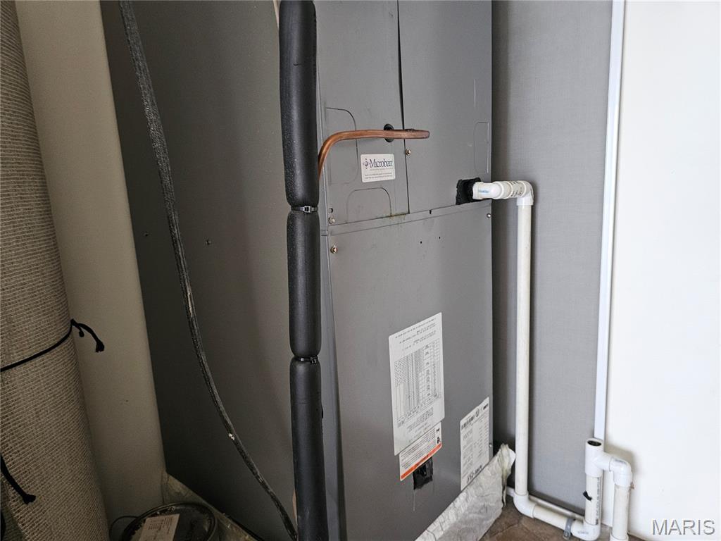 601 Elizabeth Drive Litchfield, IL 62056 - Photo 6 of 28