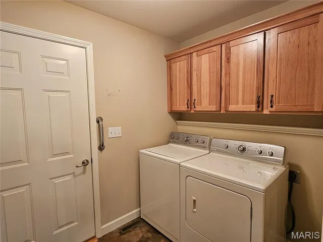 $255,000 | 601 Elizabeth Drive, Litchfield, IL 62056