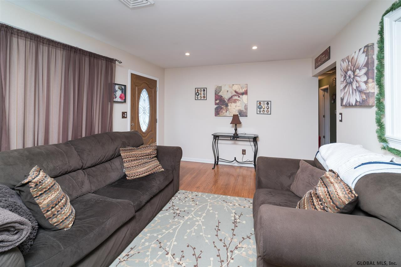 4 Roe Avenue Colonie, NY 12205 - Photo 12 of 24 Photo 13