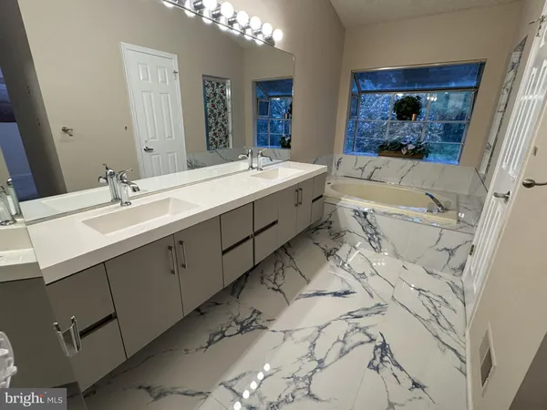 $3,600 | 22 Briarwood Court, Princeton, NJ 08540