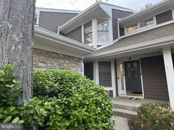 $3,600 | 22 Briarwood Court, Princeton, NJ 08540