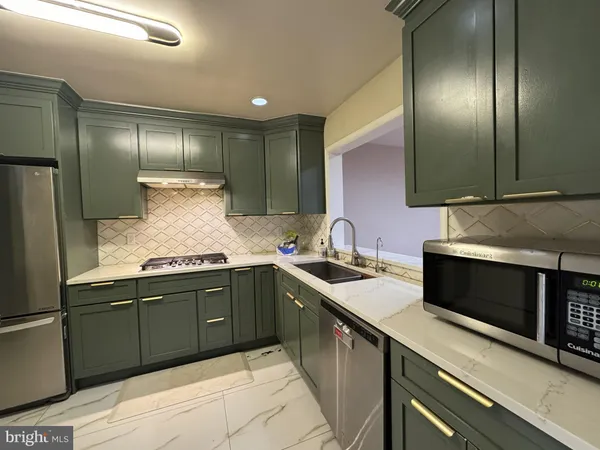 $3,600 | 22 Briarwood Court, Princeton, NJ 08540