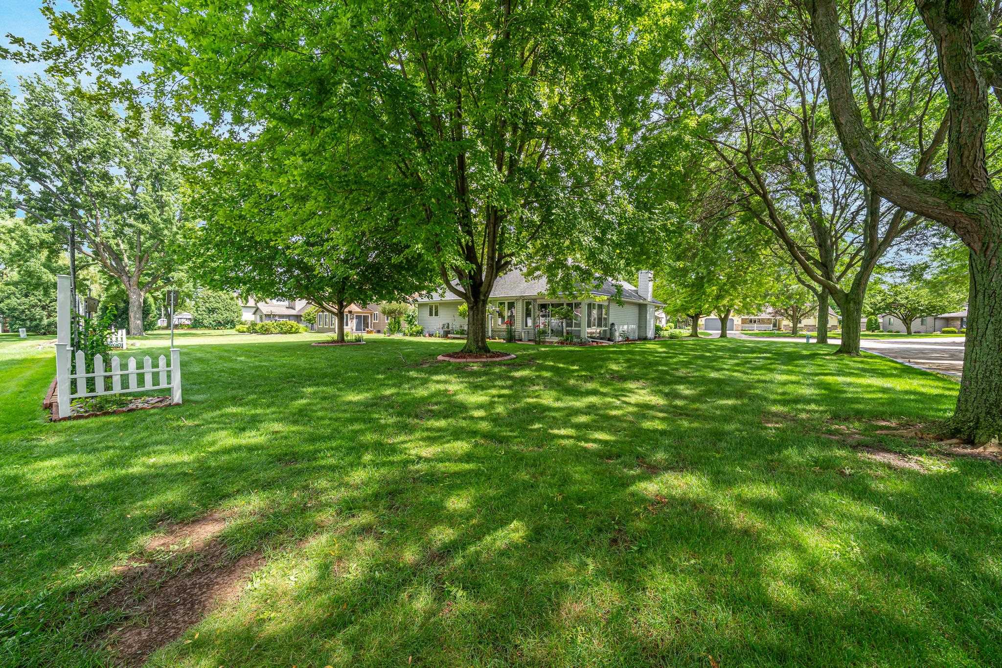 46 Kensington Court Appleton, WI 54915 - Photo 40 of 51