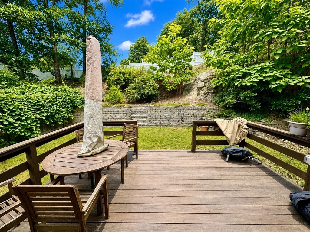 77 Hackensack Road Chestnut Hill, MA 02467 - Photo 21 of 23