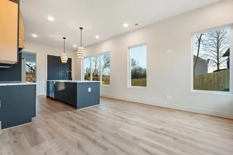 $699,900 | 108 Fairview Court, Nashville, TN 37203