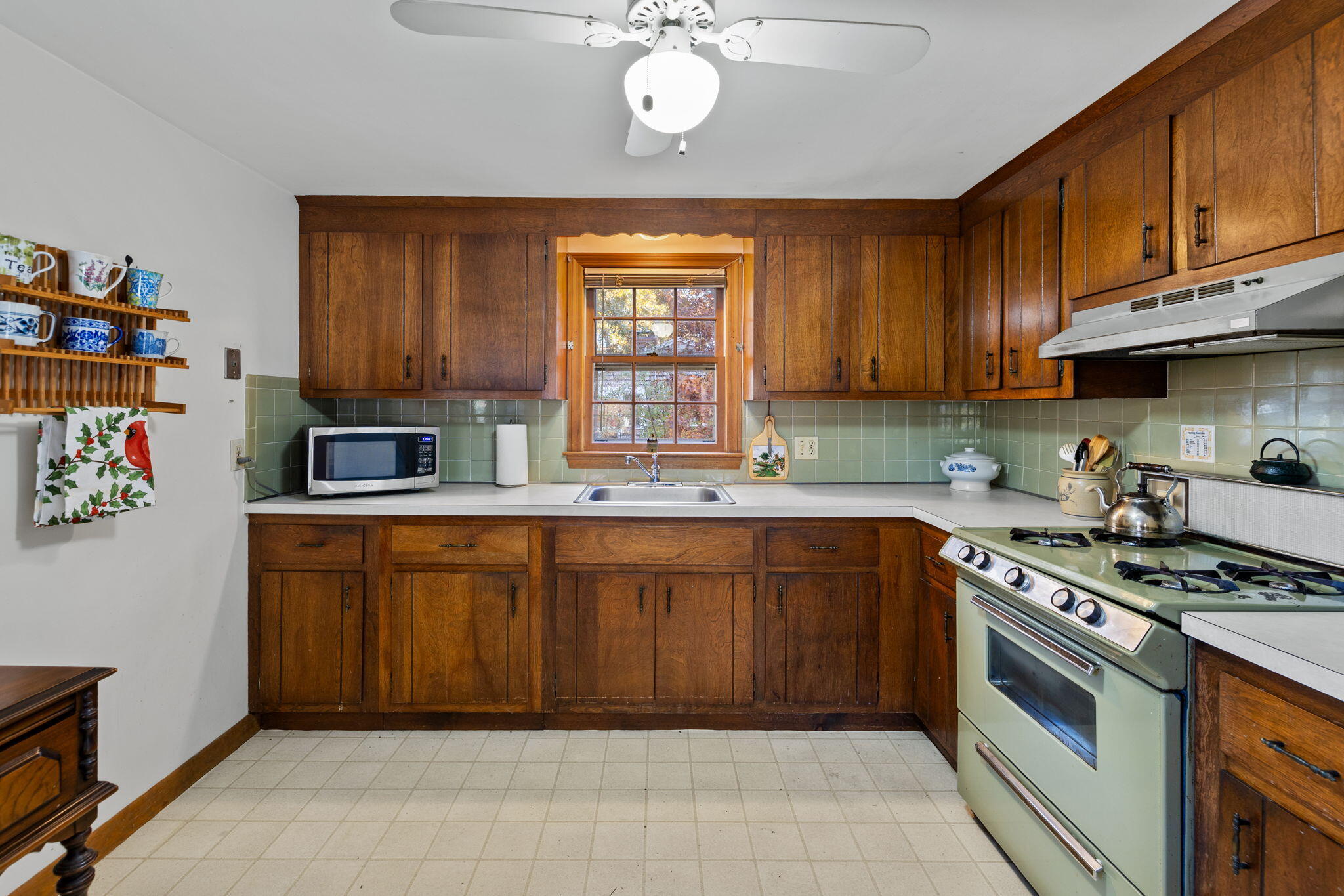 128 Rudder Road Hyannis, MA 02601 - Photo 11 of 23 2-web-or-mls-128 Rudder Rd Final-3