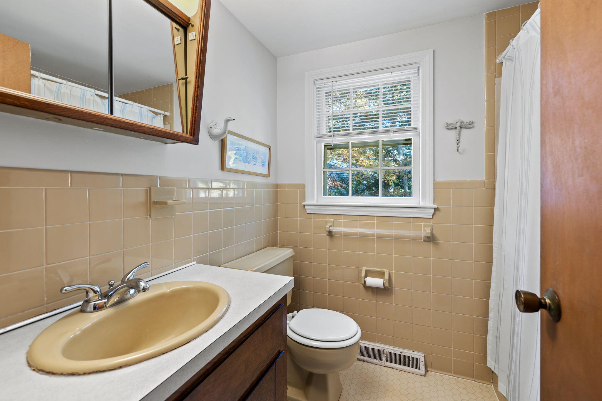 128 Rudder Road Hyannis, MA 02601 - Photo 17 of 23 12-web-or-mls-128 Rudder Rd Final-13