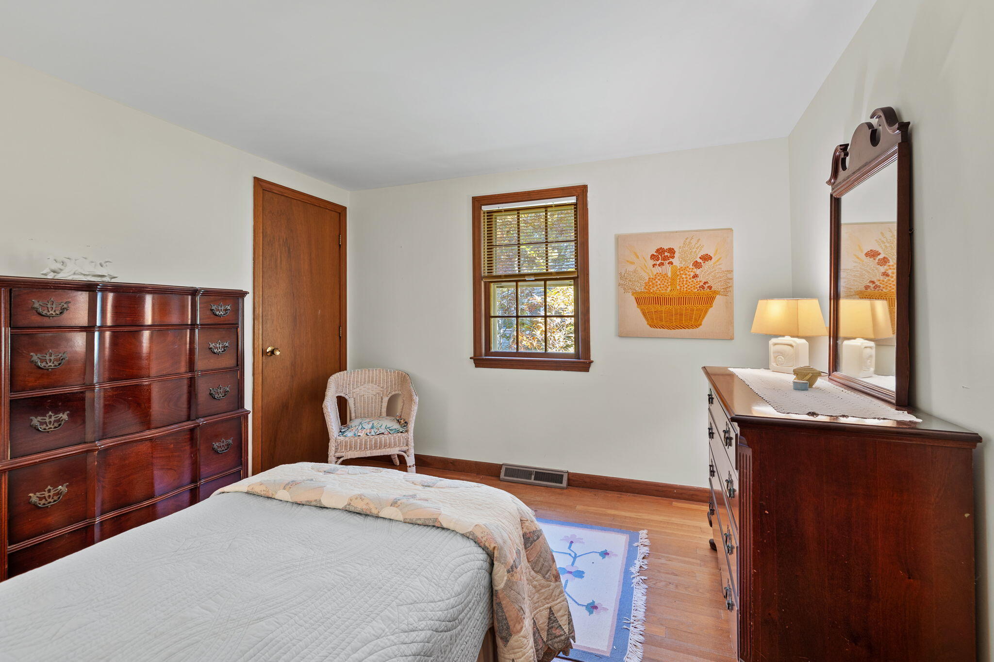 128 Rudder Road Hyannis, MA 02601 - Photo 19 of 23 14-web-or-mls-128 Rudder Rd Final-15