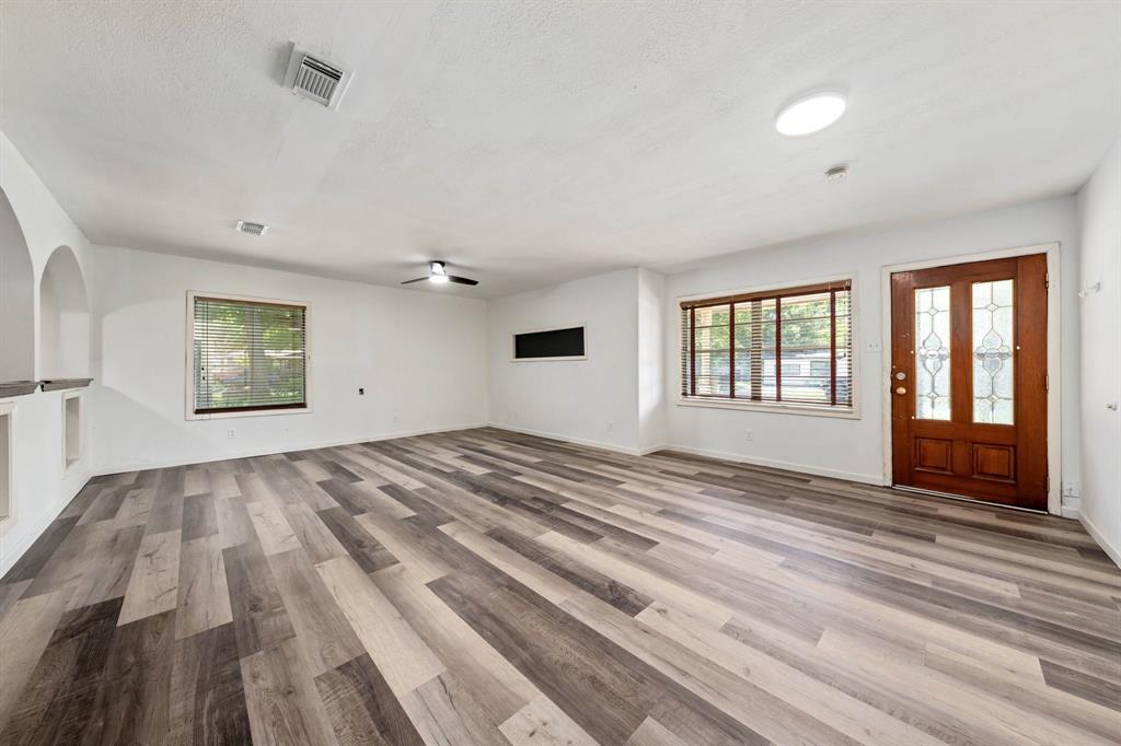 1623 Fresno Street Dallas, TX 75217 - Photo 4 of 36