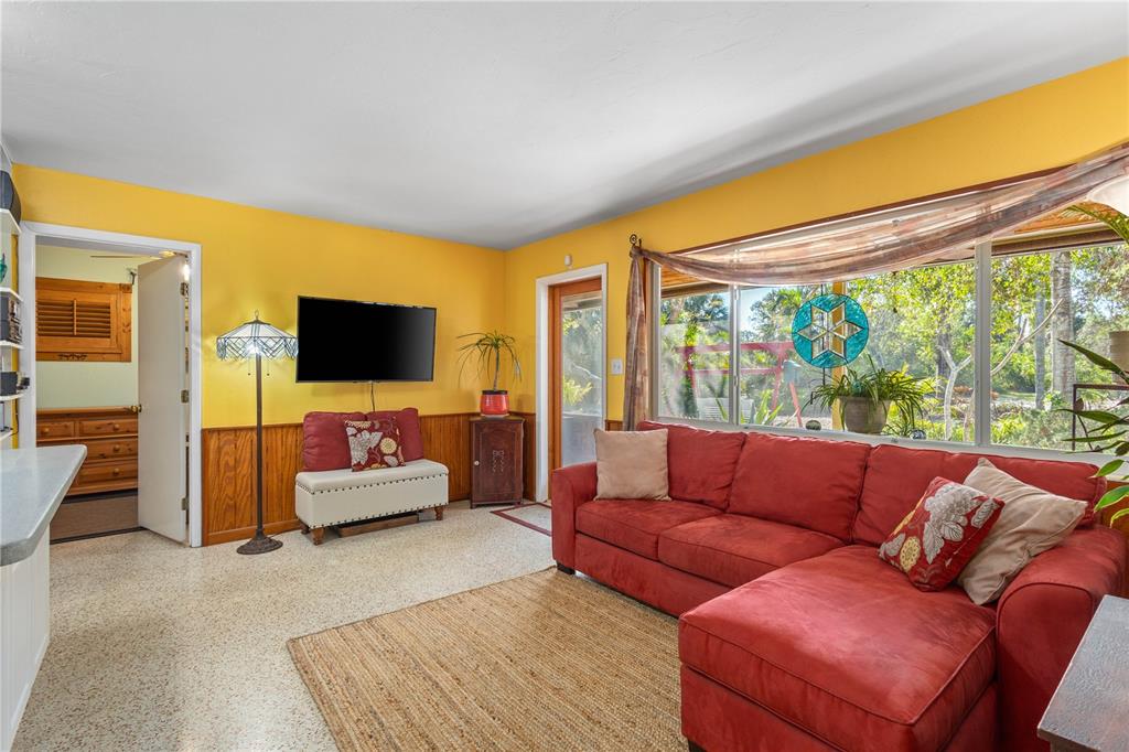 109 Burney Road Osprey, FL 34229 - Photo 13 of 56 Gallery Image 13