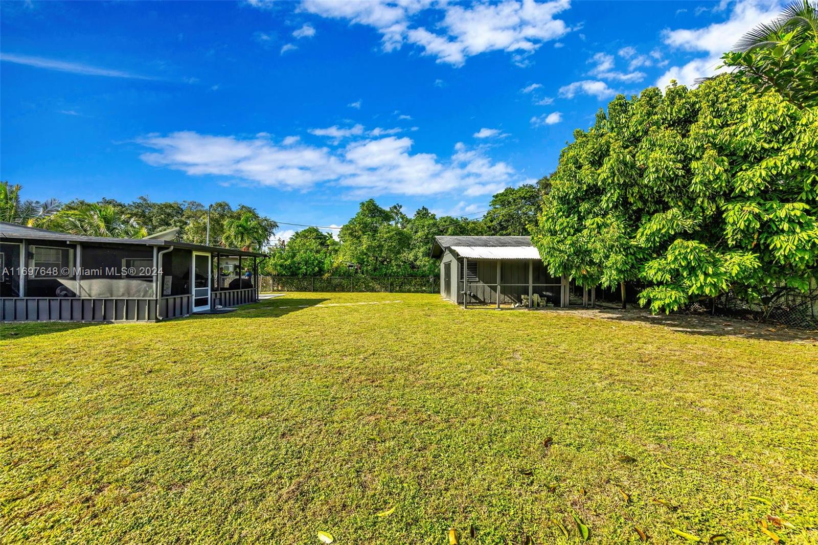 107 Thomas Road West Park, FL 33023 - Photo 23 of 27 Gallery Image 23