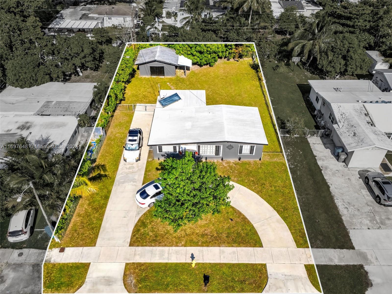 107 Thomas Road West Park, FL 33023 - Photo 4 of 27 Gallery Image 4