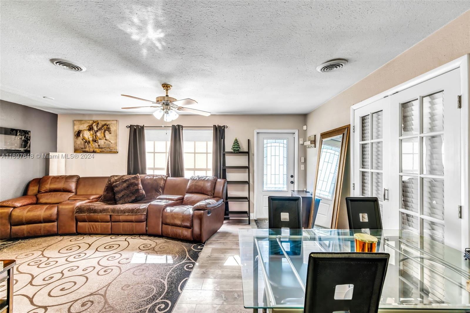 107 Thomas Road West Park, FL 33023 - Photo 5 of 27 Gallery Image 5