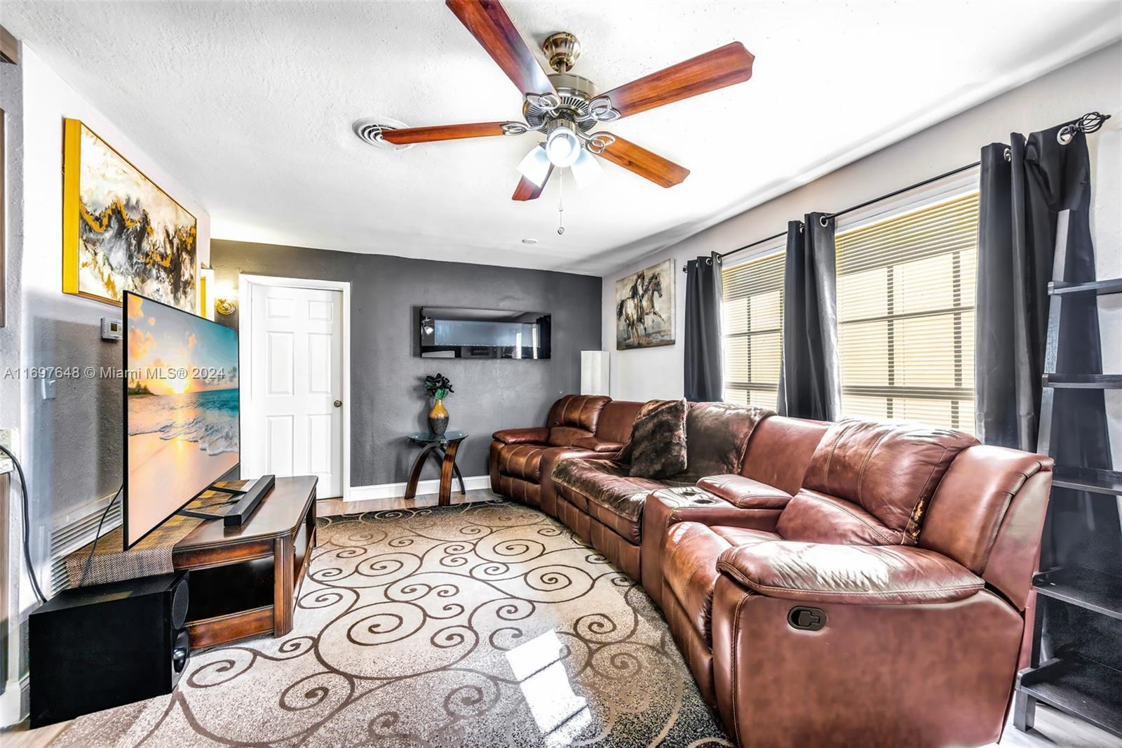 107 Thomas Road West Park, FL 33023 - Photo 6 of 27 Gallery Image 6
