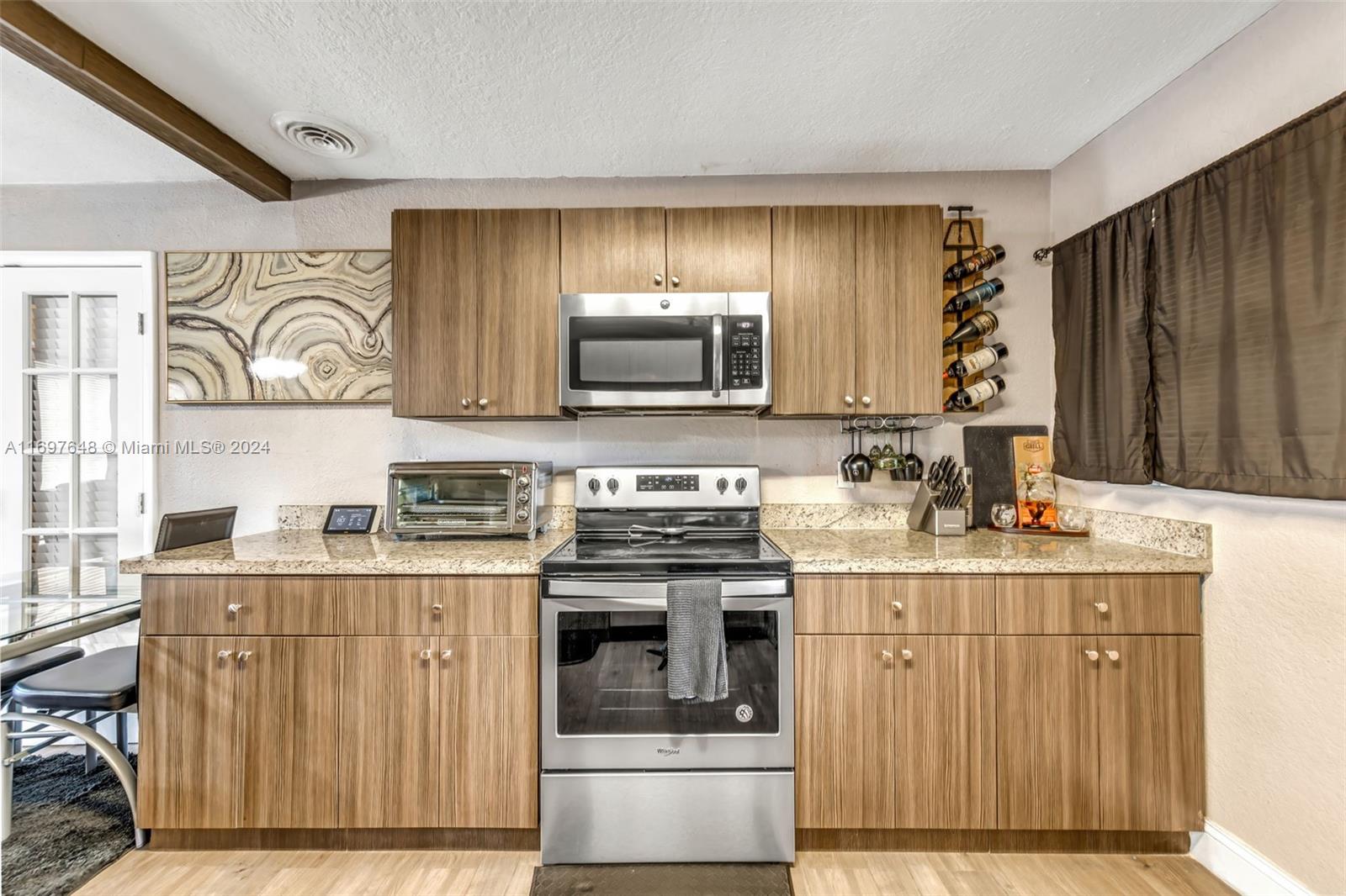 107 Thomas Road West Park, FL 33023 - Photo 10 of 27 Gallery Image 10