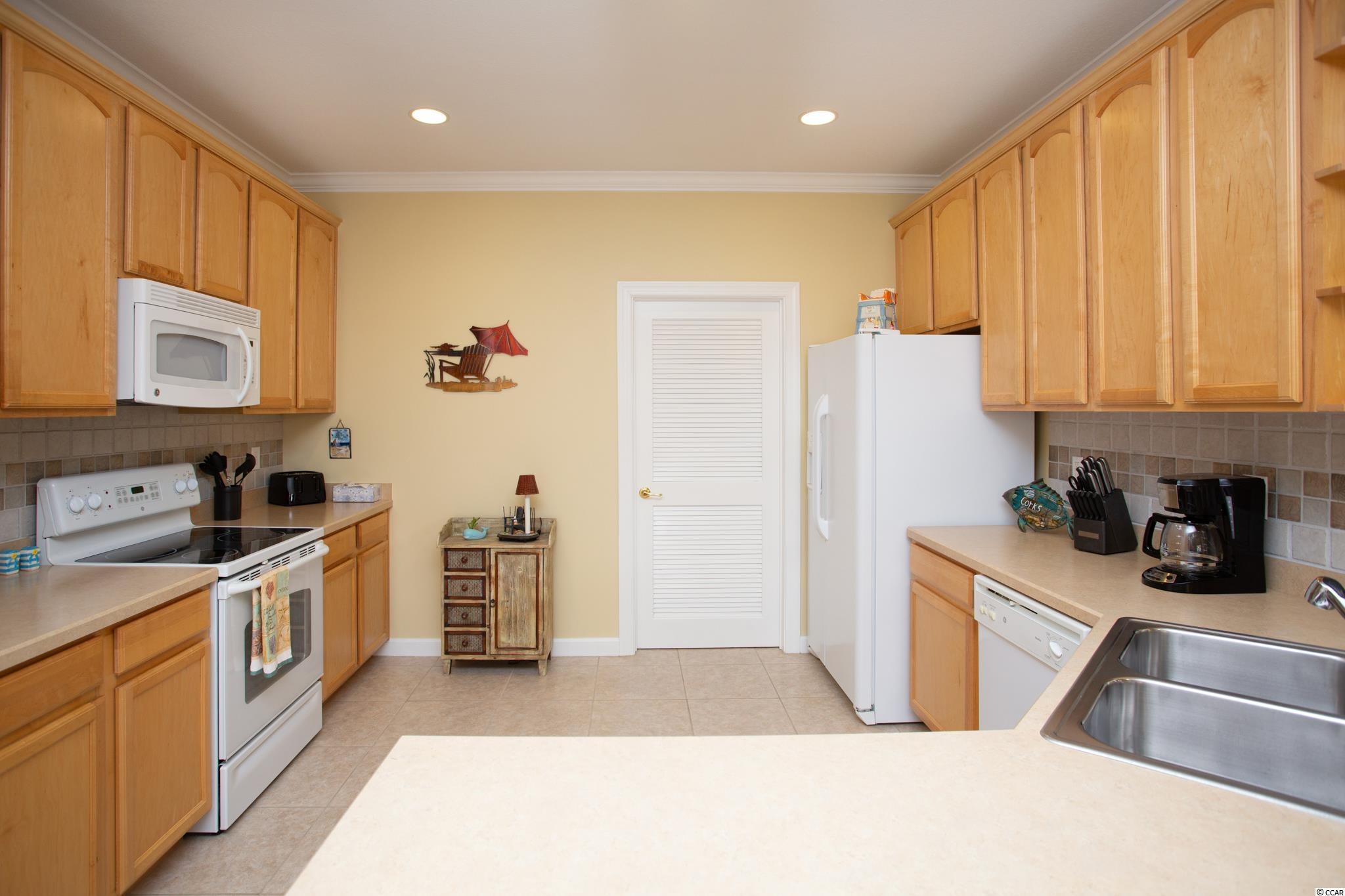 219 Moonglow Circle, Unit 202 Murrells Inlet, SC 29576 - Photo 8 of 26 Gallery Image 8