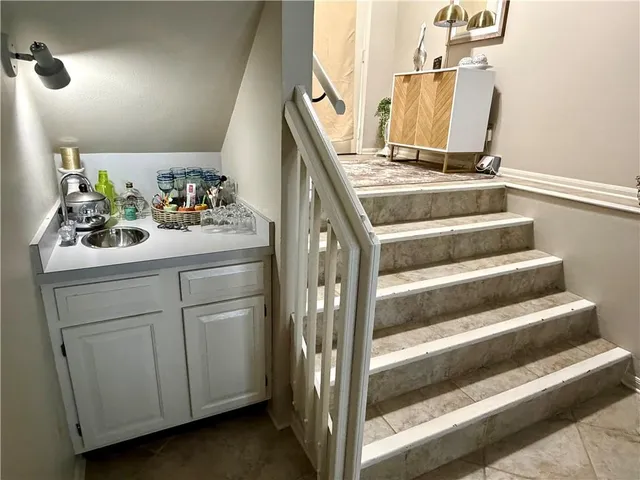 $285,000 | 605 Colbert Street, Unit 10, Mandeville, LA 70448