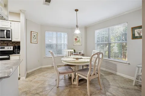 $285,000 | 605 Colbert Street, Unit 10, Mandeville, LA 70448