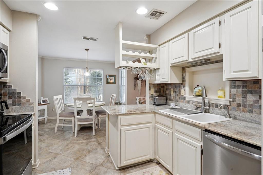 605 Colbert Street, Unit 10 Mandeville, LA 70448 - Photo 8 of 23